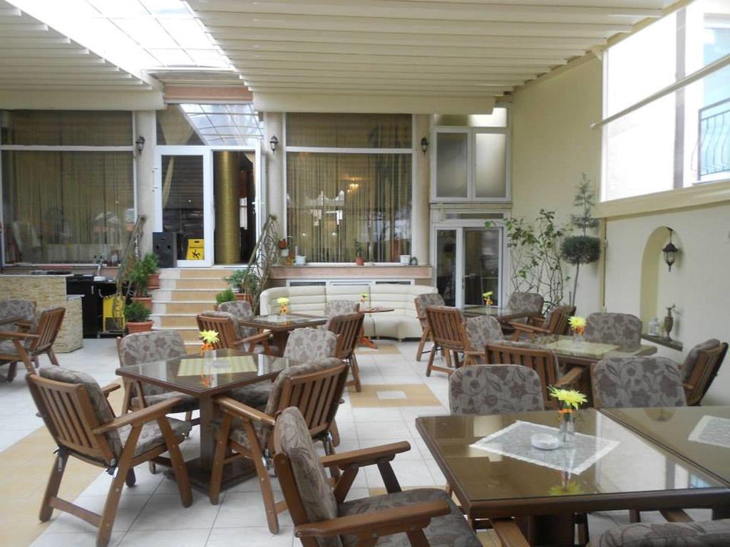 Gala-Garden Hotel Bitola Ngoại thất bức ảnh