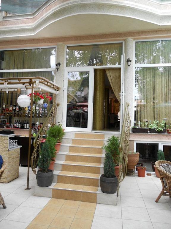 Gala-Garden Hotel Bitola Ngoại thất bức ảnh