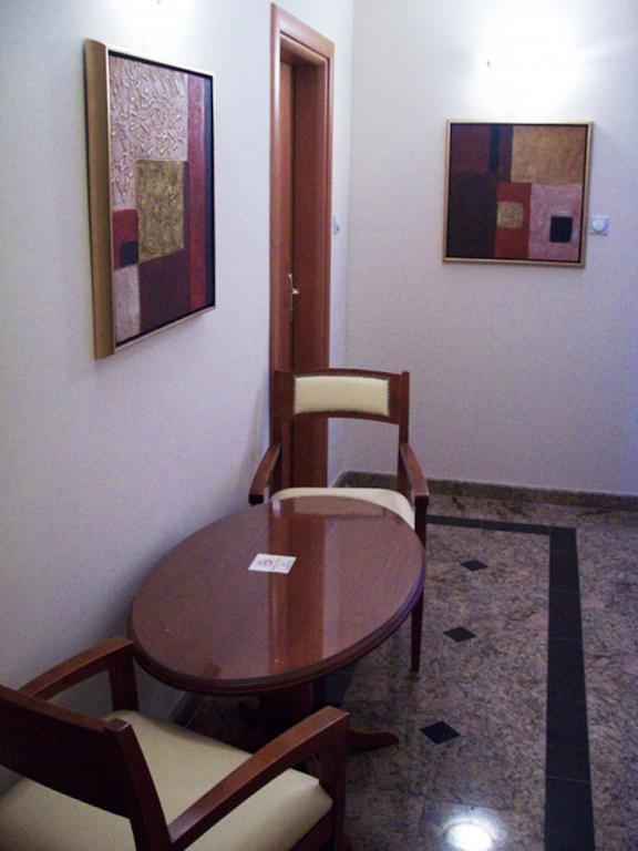 Gala-Garden Hotel Bitola Ngoại thất bức ảnh